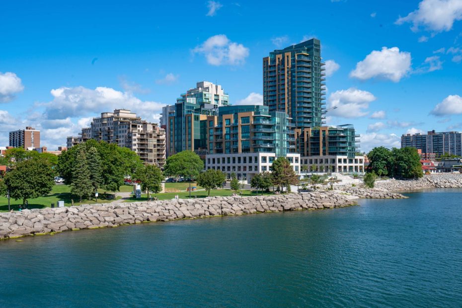 Modern luxury condominiums overlooking the Burlington waterfront on Lake Ontario.