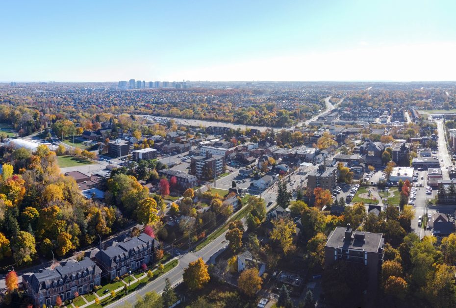 Aerial view of Streetsville Mississauga neighborhood showcasing residential areas for garage door services.
