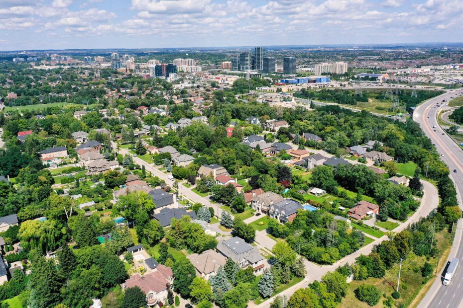 Aerial view of Richmond Hill, part of the Dodds Garage Doors Southern Ontario service area.